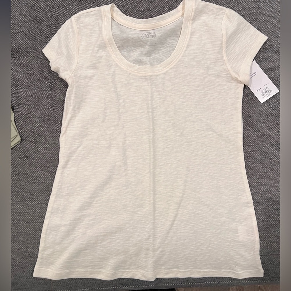 Kohls SO slim fit coconut white (cream color) small shirt. NWT originally $16.